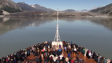 Cruise-ship-in-front-of-the-Grand-Pacific-Glacier,-Alaska