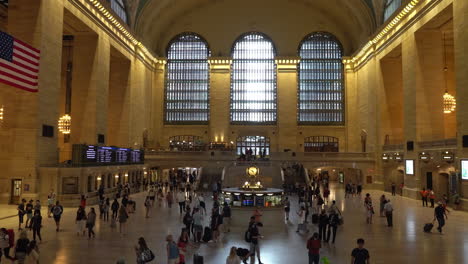 Haupthalle-Des-Grand-Central-Terminals-Im-Innenbereich,-Manhattan,-New-York