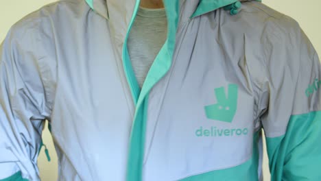 Essenskurier-Reißverschluss-Deliveroo-Jacke