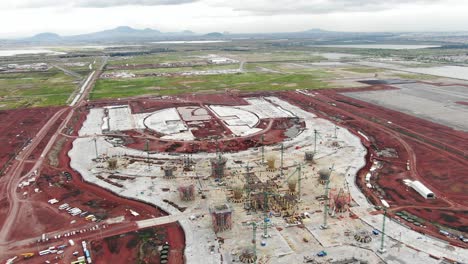 Drohnen-Luftaufnahmen,-Die-Die-Baustelle-Des-Flughafens-Texcoco-Zeigen