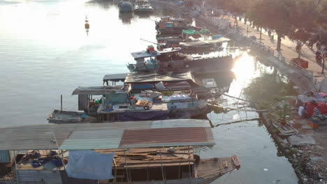 Drohnenaufnahmen-Vom-Kanal-Ho-Chi-Minh-Stadt-Vietnam