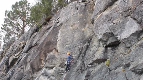 Rock-climber-going-on-sight-attemp-at-route