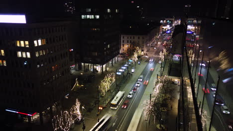 Hiperlapso-Nocturno-De-La-Calle-Slovenska-En-Ljubljana-En-Iluminación-Festiva-De-Diciembre