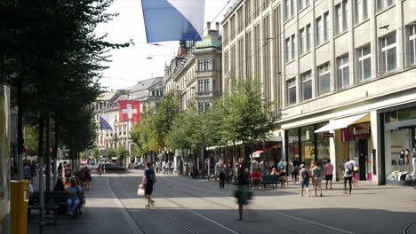 Zurich-Switzerland,-Circa-:-Timelapse-Bahnhofstrasse-In-Zurich,-Switzerland