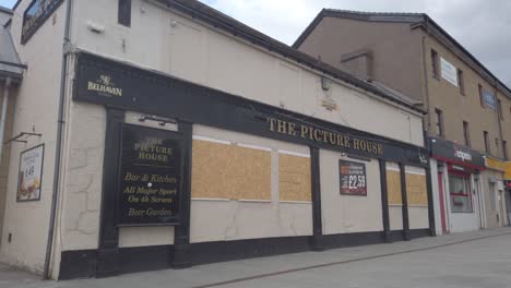 A-wide-shot-of-a-pub-on-a-Scottish-main-street