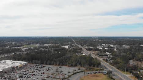 Tallahassee-Florida:-Mahan-Drive-Leading-Toward-Downtown-and-Sate-Capitol-in-Distance