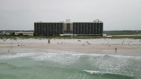 Shell-Island-Resort-Am-Strand-Von-Wrightsville,-Luftaufnahmen-Aus-Der-Luft