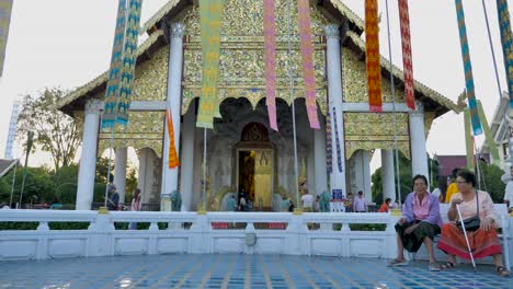 4K-Temple-footage---video-in-Chiangmai,-Thailand