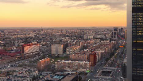 Vistas-Desde-La-Torre-Espacio-Al-Atardecer