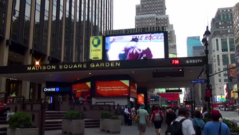 Crowds-gather-in-from-of-New-York-City's-Madison-Square-Garden