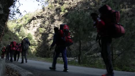 NIM-Trainees-on-their-way-to-trail,-passing-through-Himalayan-Roads