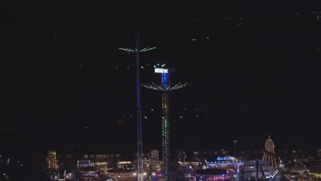 Aerial-view-of-a-fun-fair-at-night