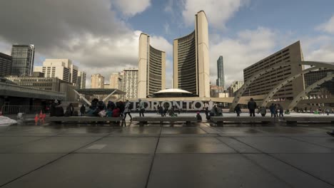 Lapso-De-Tiempo-Del-Ayuntamiento-Del-Centro-De-Toronto-En-Un-Día-De-Invierno