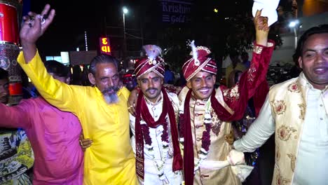 Groom-dancing-in-the-baraat-also-called-as-varghodo-and-jaan