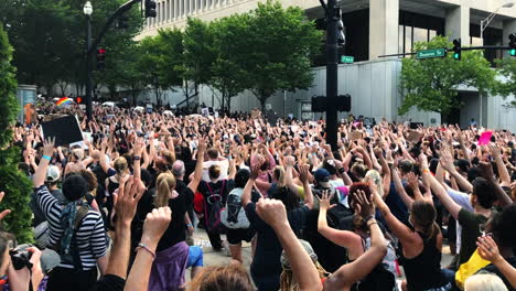 Hundreds-kneel-in-solidarity-during-a-Black-Lives-Matter-protest-in-Nashville,-TN