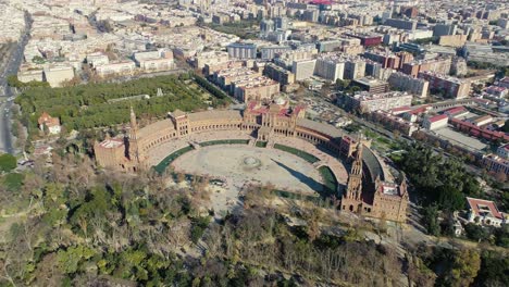 Kamera-Geht-Von-Der-Plaza-Espana-In-Sevilla-Weg