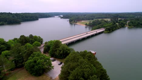 Lake-Hartwell-Grenzt-An-Die-Clemson-University,-Clemson-SC,-Clemson-South-Carolina