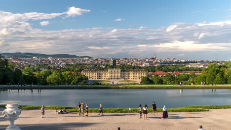 Panning-timelapse-above-Schönbrunn-castle-in-Vienna,-Austria