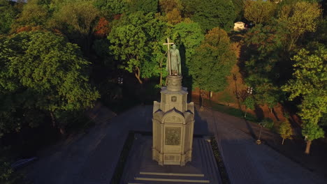 Drone-view-monument-great-Prince-Vladimir-with-cross-in-summer-park-Kiev-city