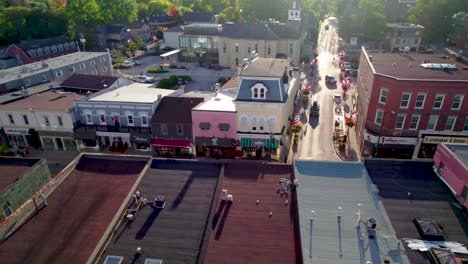 Historic-main-street-downtown-city-center-with-buildings-shops-and-storefronts,-Newmarket,-Ontario