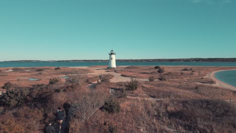 Edgartown-War-Ein-Alter-Walfanghafen-Und-Ist-Heute-Ein-Sommer--Und-Touristenziel-Mit-Einer-Vielzahl-Von-Häusern,-Die-Von-Walfangkapitänen-Und-Anderen-Prominenten-Persönlichkeiten-Vergangener-Jahrhunderte-Erbaut-Wurden