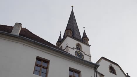 Old-Clock-Tower-In-Ancient-City