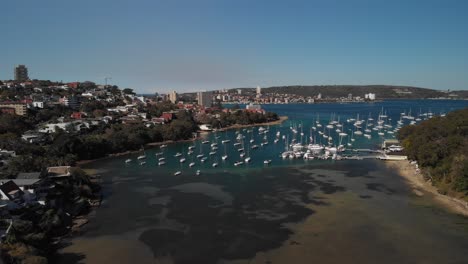 Aerial-views-of-Sail-boats,-ships,-yachts-over-Balgowlah,-Fairlight-and-Manly
