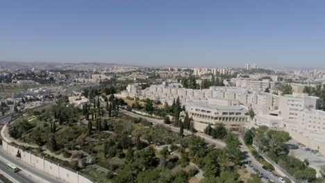 Hebräischer-Universitätscampus-Mount-Scopus-Jerusalem,-Luftaufnahme