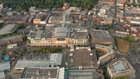 Toma-Aérea-Panorámica-Desde-El-Centro-Comercial-Westquay-Hasta-El-Centro-De-Southampton