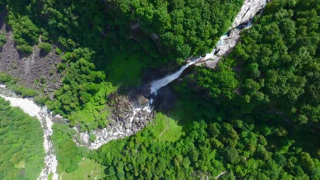 Overhead-View-Of-Foroglio-Waterfall-With-Green-Forest-In-Ticino,-Switzerland