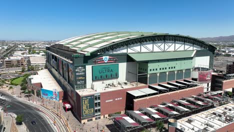Chase-Field,-Früher-Bank-One-Ballpark,-Ist-Ein-Stadion-Mit-Versenkbarem-Dach-In-Der-Innenstadt-Von-Phoenix,-Arizona
