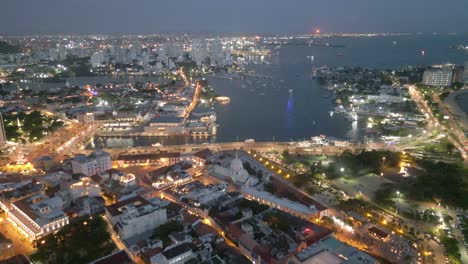 Cartagena,-Colombia-En-La-Noche