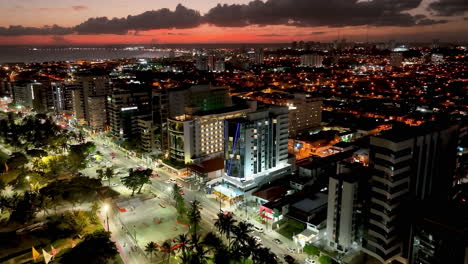 Ciudad-Al-Atardecer-En-Maceio-Alagoas-Brasil