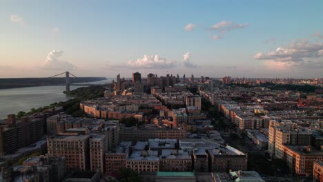 Evening-aerial-of-Washington-Heights-neighborhood-of-NYC,-4K