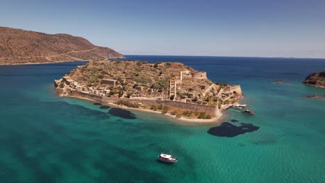 4K-Spinalonga-is-an-island-located-in-the-Gulf-of-Elounda-in-north-eastern-Crete,-Greece