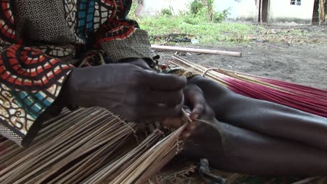 African-woman-crafting-a-mat.-Nigeria