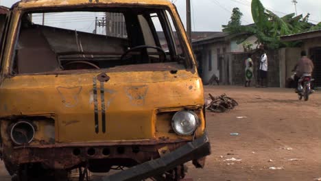 Old-abandoned-yellow-van-in-Nigeria