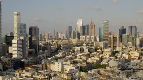 Wolkenkratzer-Im-Geschäftsviertel-Von-Tel-Aviv,-Luftaufnahmen