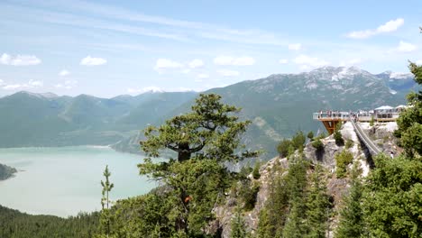 Overlook-atop-the-Sea-to-Sky-Gondola-ride-near-Squamish,-Canada