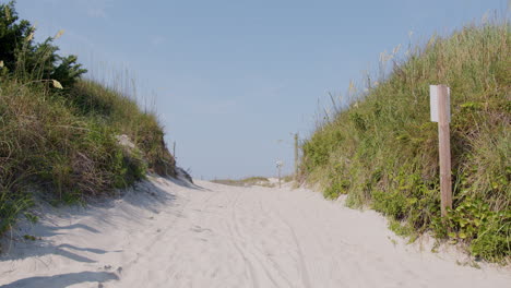 Beach-driving-access-point-with-dunes-on-both-sides