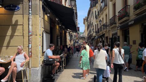 The-streets-of-the-old-town-of-San-Sebastian-are-filled-with-tourists