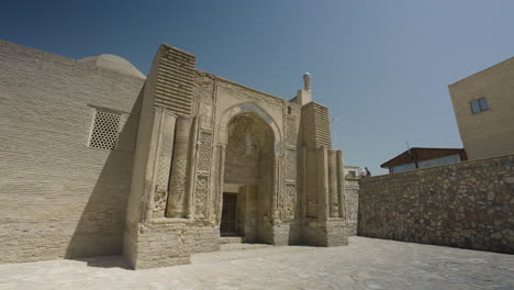 Historical-Architecture-Of-Maghoki-Attori-Mosque-In-Bukhara,-Uzbekistan,-Central-Asia