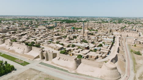 Panoramic-Aerial-View-Of-The-Ancient-City-Of-Khiva-In-South-central-Uzbekistan