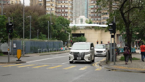 Viel-Verkehr-Im-Stadtzentrum-Der-Asiatischen-Metropole