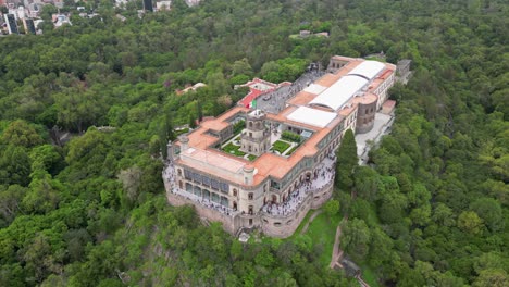 Hyperlapse-of-Chapultepec-Castle,-Mexico-City