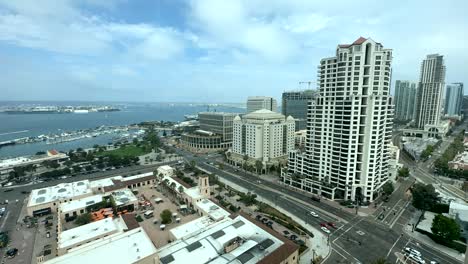 Downtown-San-Diego-Street-Scene-And-Waterfront-In-Timelapse