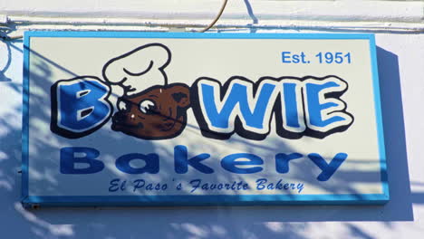 Segundo-Barrio-Charm:-Mexican-Heritage-and-the-Historic-Bowie-Bakery-Sign
