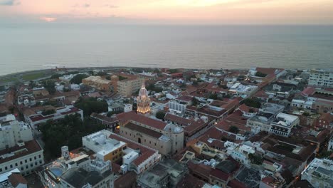 Aerial-Drone-Zoom-Into-Historic-Center-of-Cartagena-Colombia-City-Sunset-Skyline-Above-Colonial-Neighborhood,-Travel-Destination