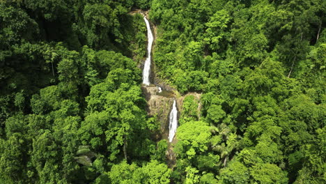 Famous-Huay-to-waterfall-in-Krabi,-Thailand,-aerial-view