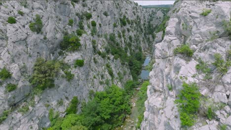 Canyons-Over-The-Cetina-River-Near-Omis-In-Dalmatia,-Croatia